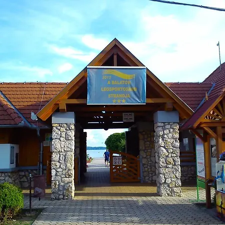 アパート Judit *