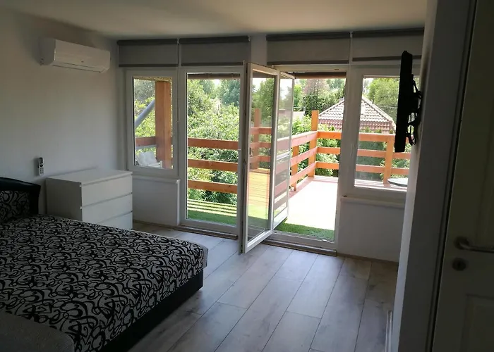 Judit * ボニャルツバシュ